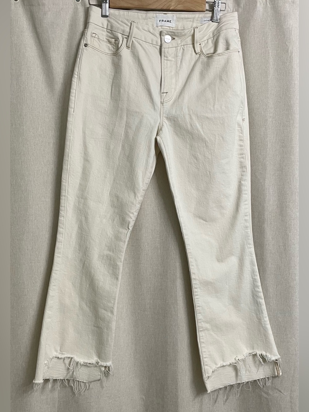Frame Denim Off-White Flare Jeans with Raw Hem Jeans Size 27